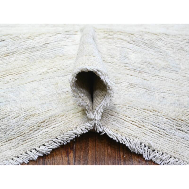Shahbanu Rugs Smoky White Soft Wool Hand Knotted Afghan Oushak with